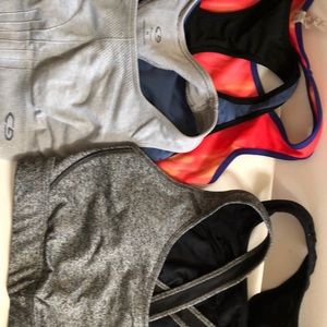 5 medium sports bras VS Champion Underarmour